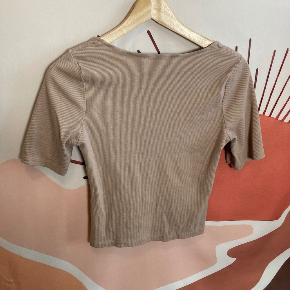 Mixed‎ Threads Tan Ribbed y2k bella Ruched Button Front Crop Top Womens Medium - Picture 2 of 7
